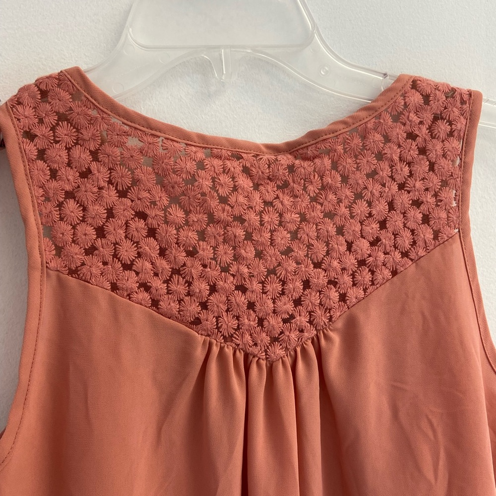 Mauve - Picture 2 of 3
